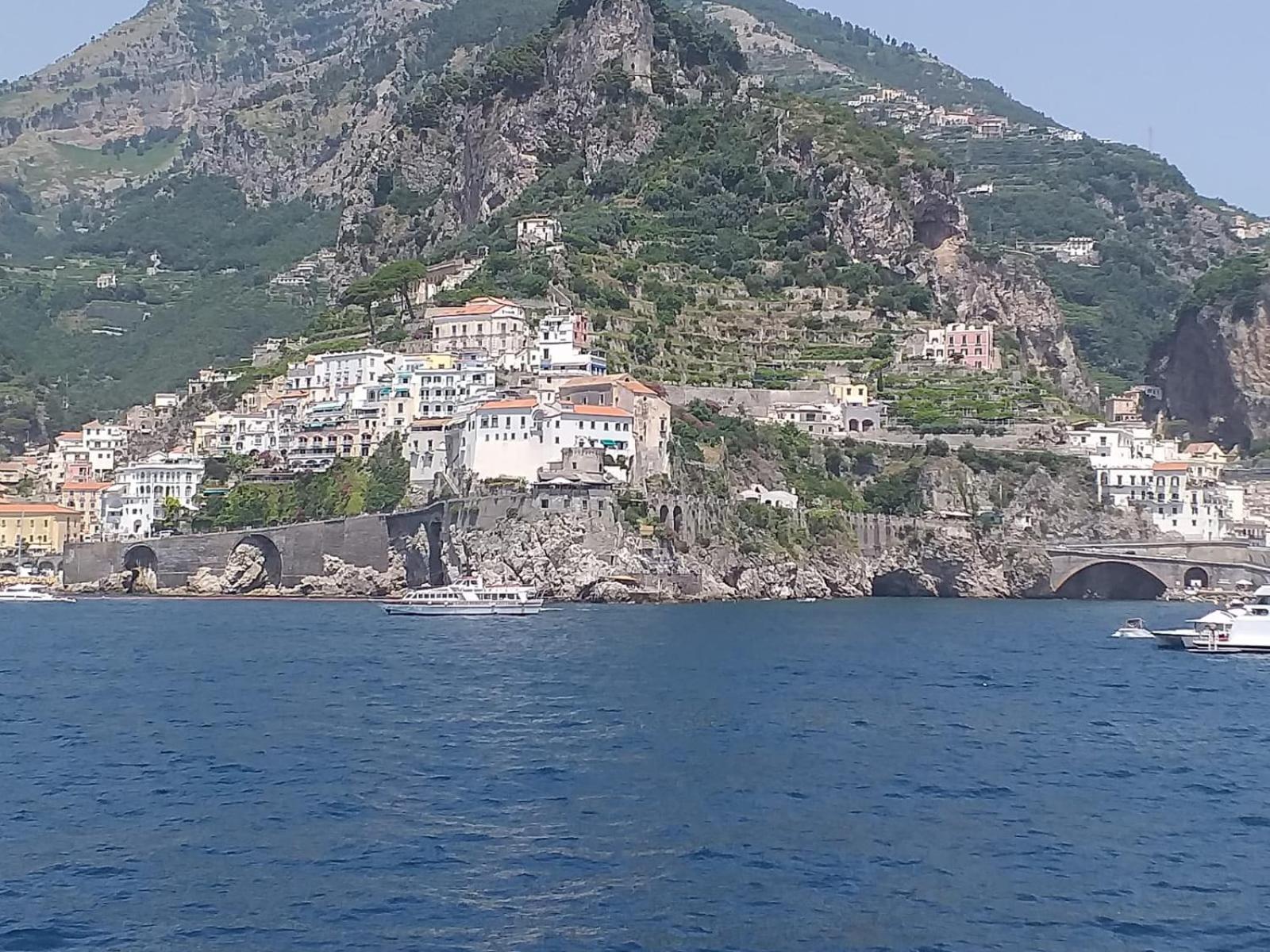 B&B Le Due Costiere Salerno Exterior foto